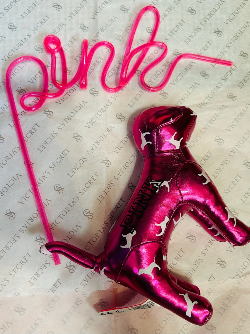 VS PINK STRAW & PUPPY - Picture 1 of 7